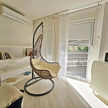 Baul Διαμέρισμα *